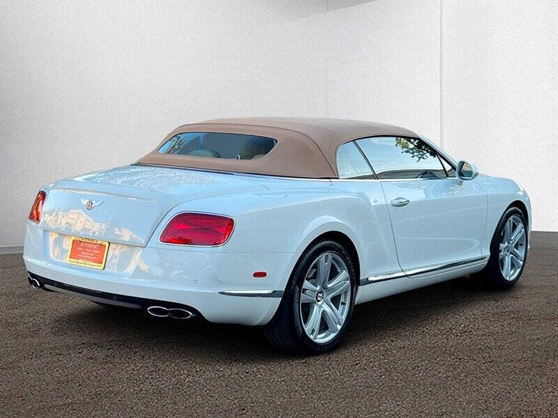 2015 Bentley Continental GT Base photo 10