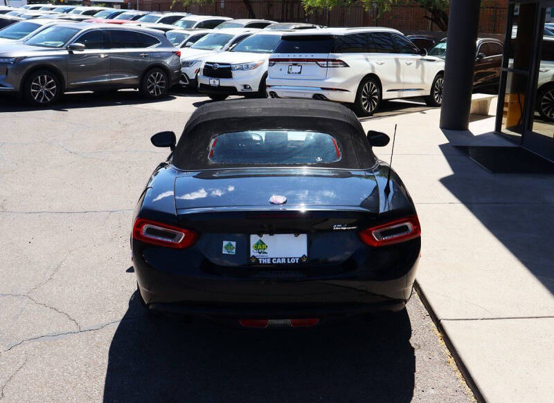 2018 FIAT 124 Spider Classica