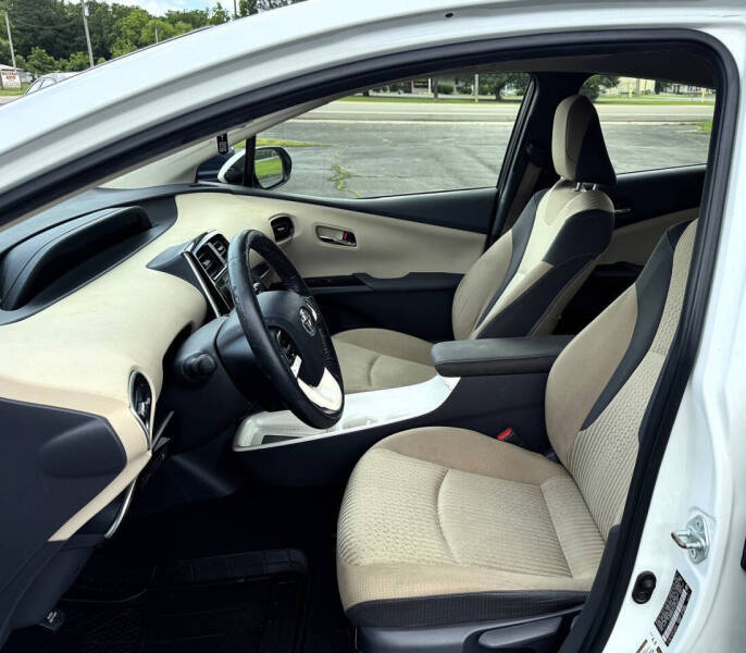 2016 Toyota Prius Four