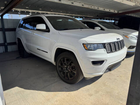 2019 Jeep Grand Cherokee for sale at REVELES AUTO SALES LLC in Amarillo TX