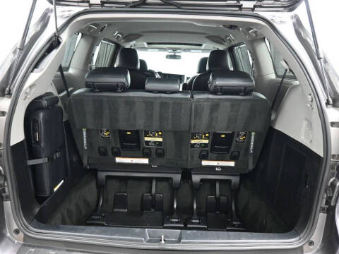 2017 Toyota Sienna SE Premium 8-Passenger
