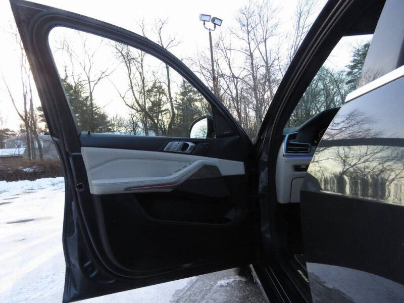 2019 BMW X7 xDrive50i