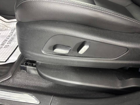 2020 Cadillac XT5 Luxury