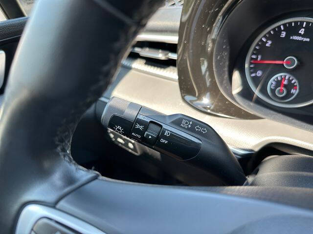 2023 Kia K5