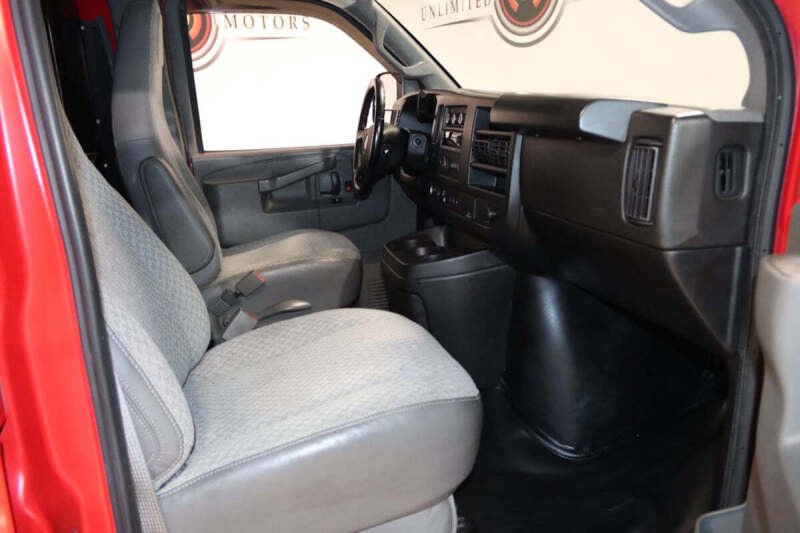 2023 GMC Savana 3500