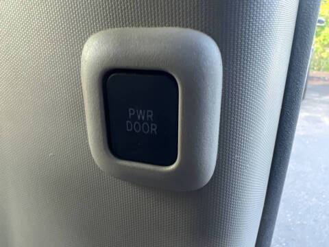 2012 Toyota Sienna