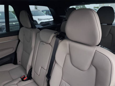 2026 Volvo XC90 B6 Plus 7P