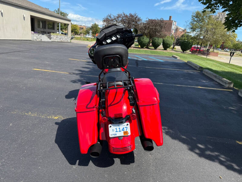 2022 Harley-Davidson Street Glide