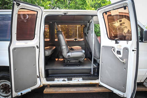 2010 Ford E-Series E-250