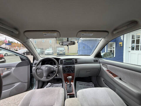 2005 Toyota Corolla LE