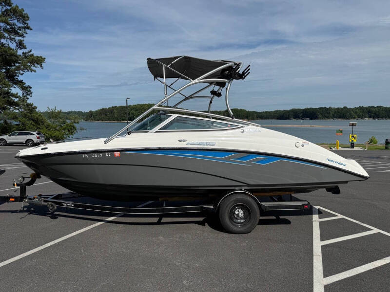 2015 Yamaha AR210