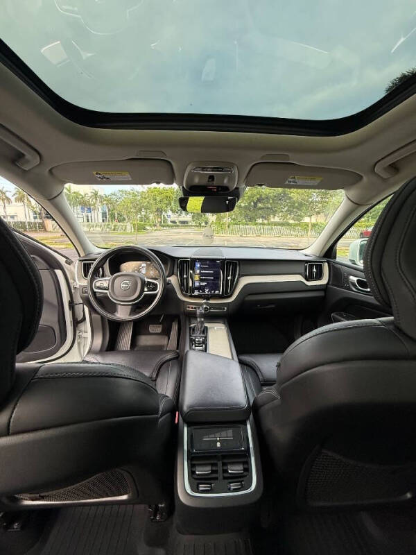 2021 Volvo XC60 T5 Inscription