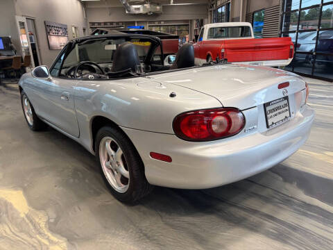 2001 Mazda MX-5 Miata