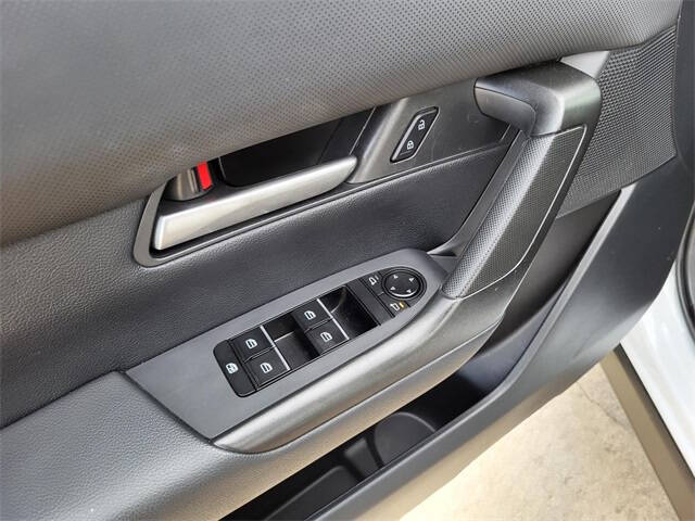 2023 Mazda CX-50 2.5 S Preferred Plus