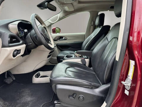 2018 Chrysler Pacifica Hybrid Limited