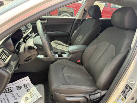 2017 Kia Optima LX