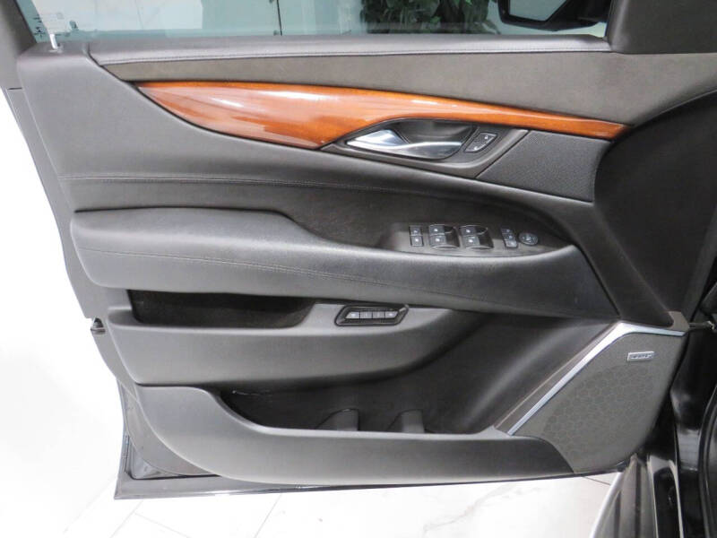 2015 Cadillac Escalade Luxury