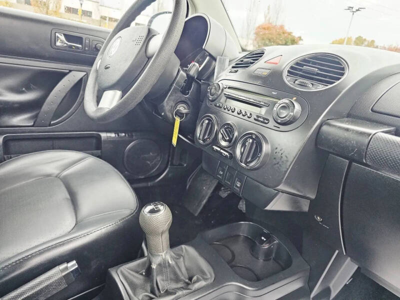 2007 Volkswagen New Beetle 2.5