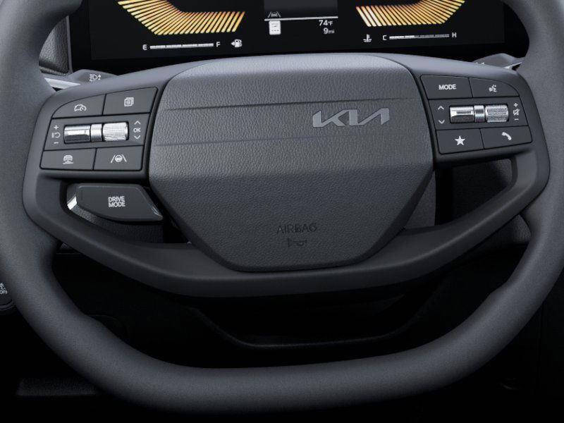 2025 Kia K4 LX
