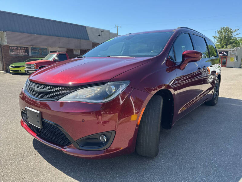 2019 Chrysler Pacifica Touring L Plus