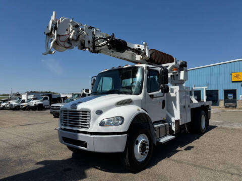 2019 Freightliner M2 106