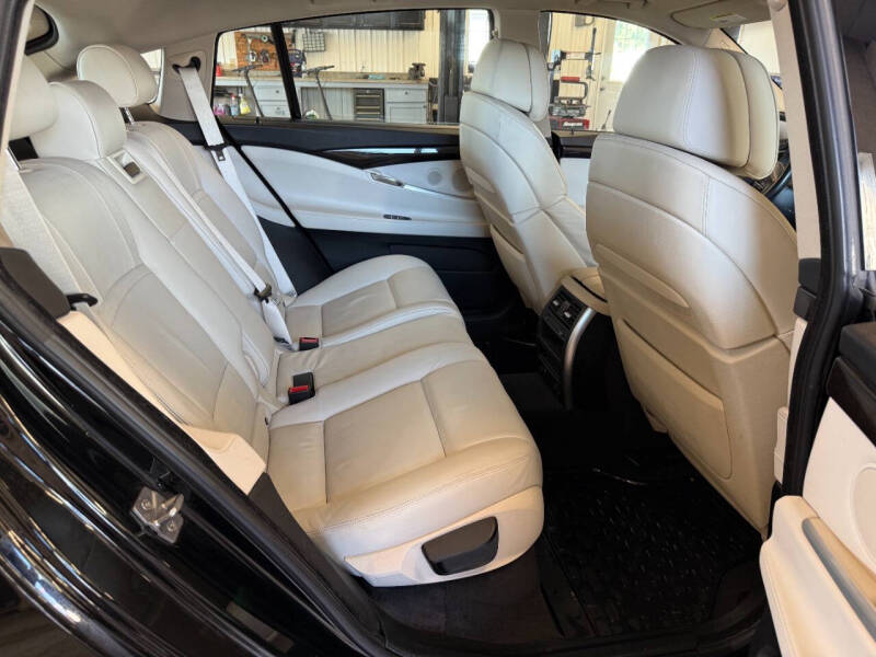 2010 BMW 5 Series 550i xDrive Gran Turismo