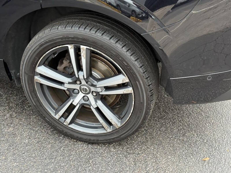 2019 Volvo XC60 T6 Momentum