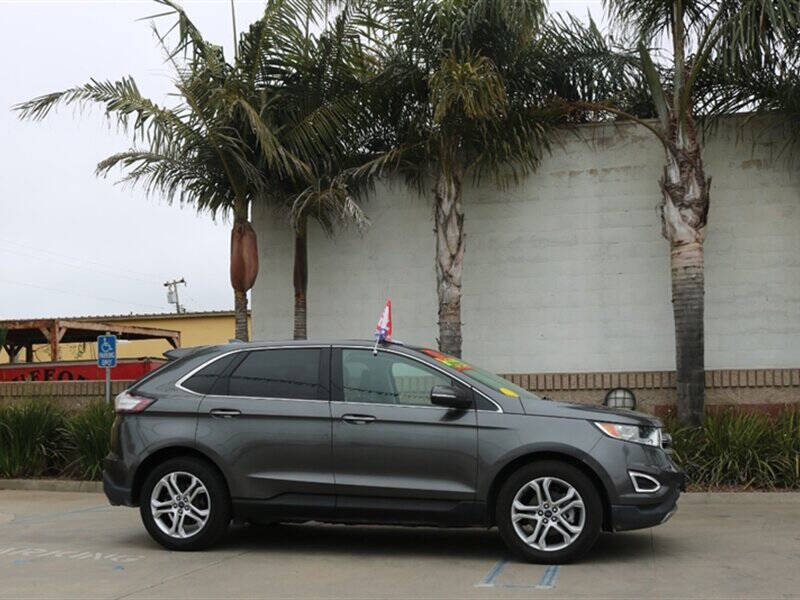 2017 Ford Edge Titanium