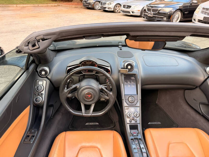 2013 McLaren MP4-12C Spider