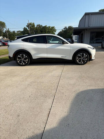 2021 Ford Mustang Mach-E Premium