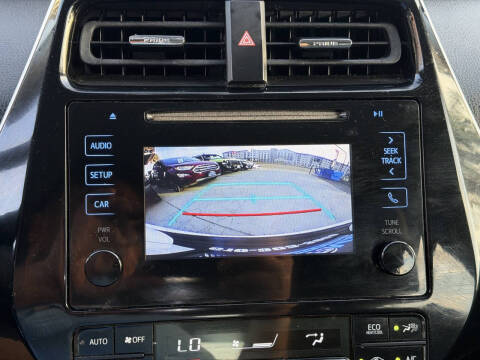 2016 Toyota Prius Two