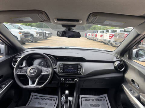 2020 Nissan Kicks SV