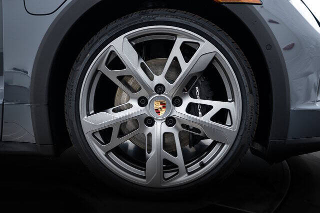 2025 Porsche Taycan 4 Cross Turismo