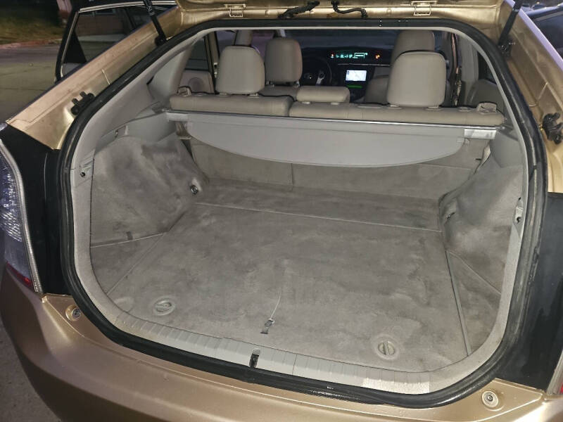 2011 Toyota Prius Three