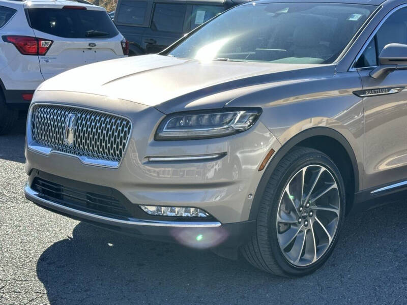 2021 Lincoln Nautilus Reserve