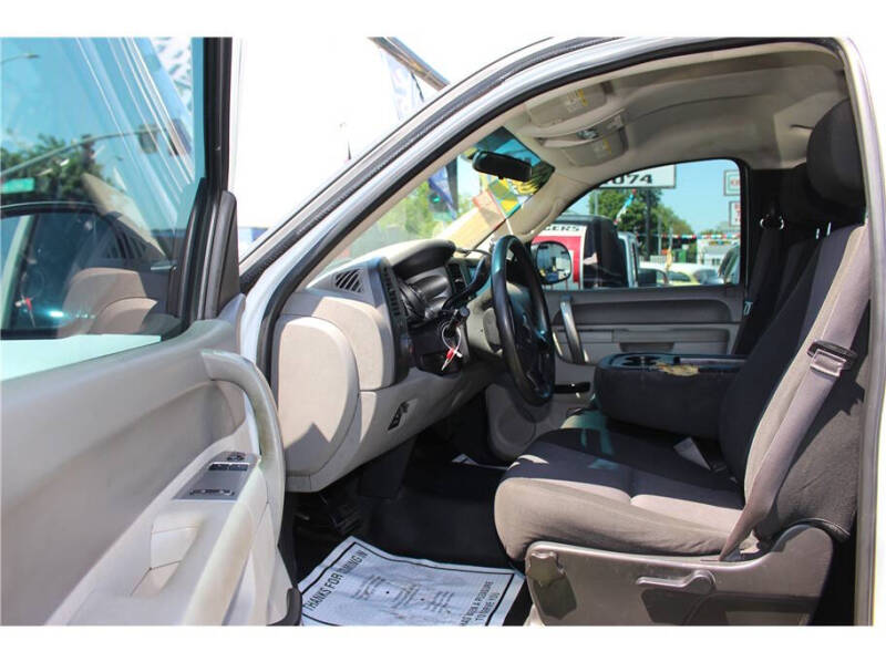 2013 GMC Sierra 2500HD Work Truck