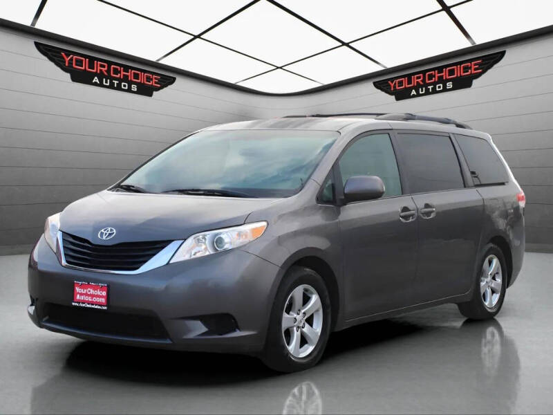 2012 Toyota Sienna LE Mobility 7-Passenger