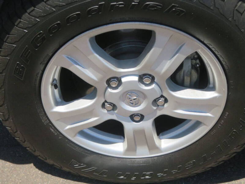 2016 Toyota Sequoia SR5