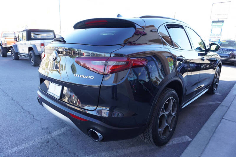2018 Alfa Romeo Stelvio Ti Sport