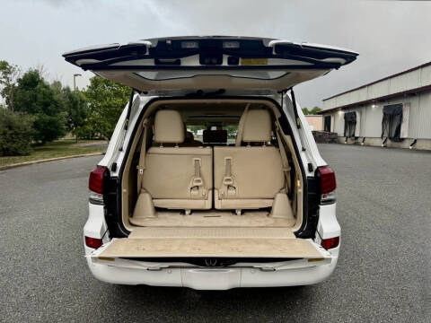 2014 Lexus LX 570
