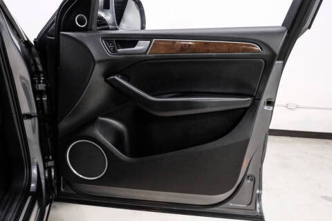 2016 Audi Q5 2.0T quattro Premium Plus