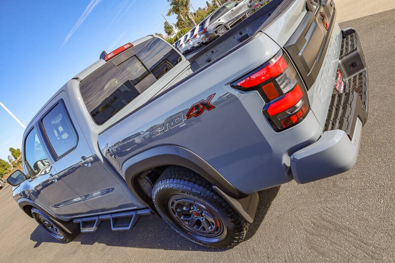 2025 Nissan Frontier PRO-4X