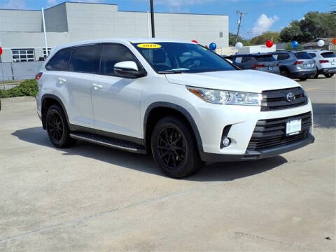2019 Toyota Highlander LE Plus