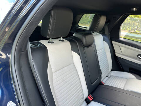 2023 Land Rover Discovery Sport P250 SE R-Dynamic