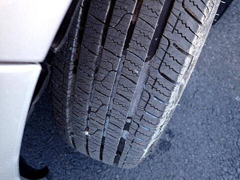 2008 Nissan Versa 1.8 S