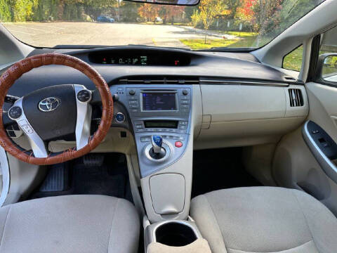 2014 Toyota Prius One