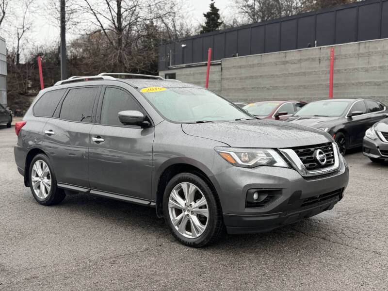 2019 Nissan Pathfinder SV