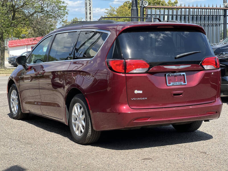 2021 Chrysler Voyager LXi