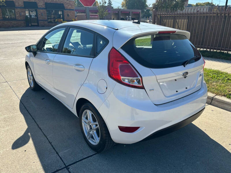 2018 Ford Fiesta SE photo 13