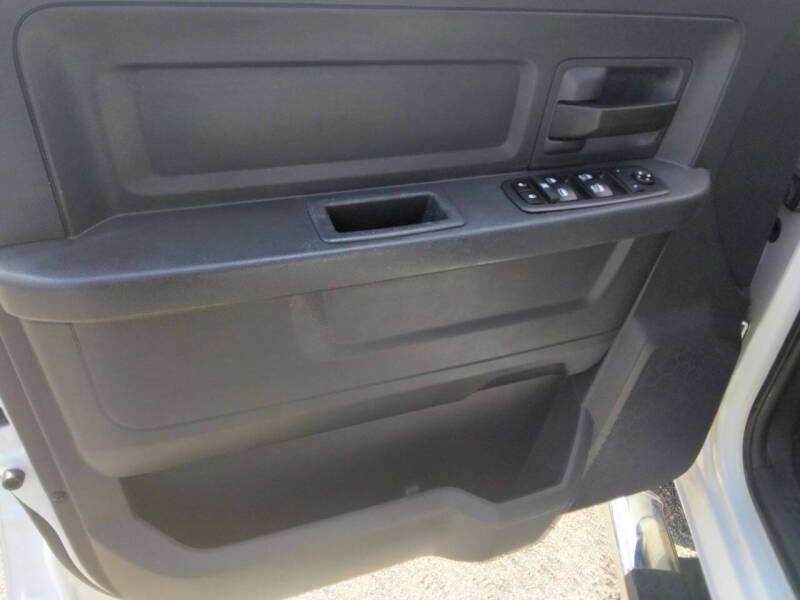 2012 RAM 1500 ST